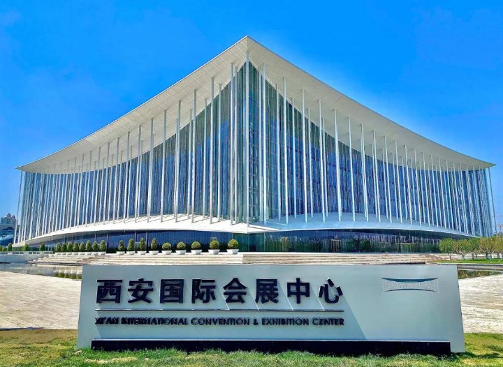 ��������������չƷ�ƣ���רҵչ�����Ʋ�ҵ��չ