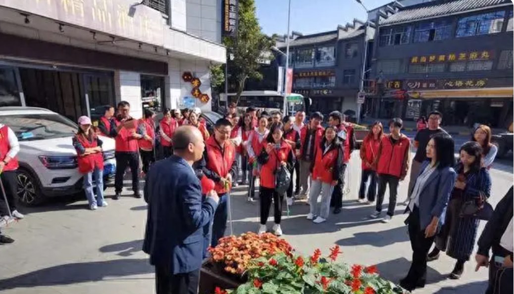 ӭ̫��ʢ��չ��������