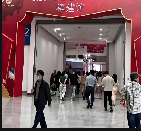 ������й��������������Ὣ�ڸ��ݺ�Ͽ���ʻ�չ����ʢ��Ļ