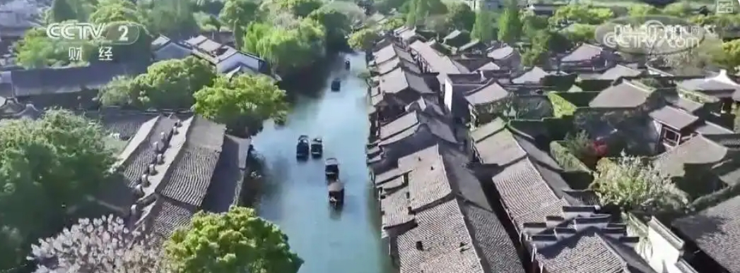 ������+���á�����ں� ��ȼ��������������