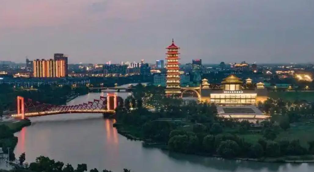 ���˺��Ļ����β����ῪĻ�ڼ�