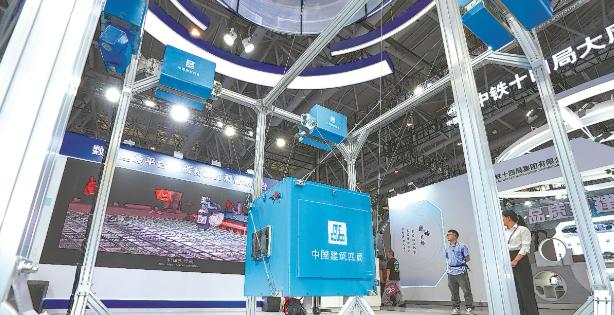 �������õǳ���2025��שչ��չ��һϵ�о۽����¼����ġ�����������