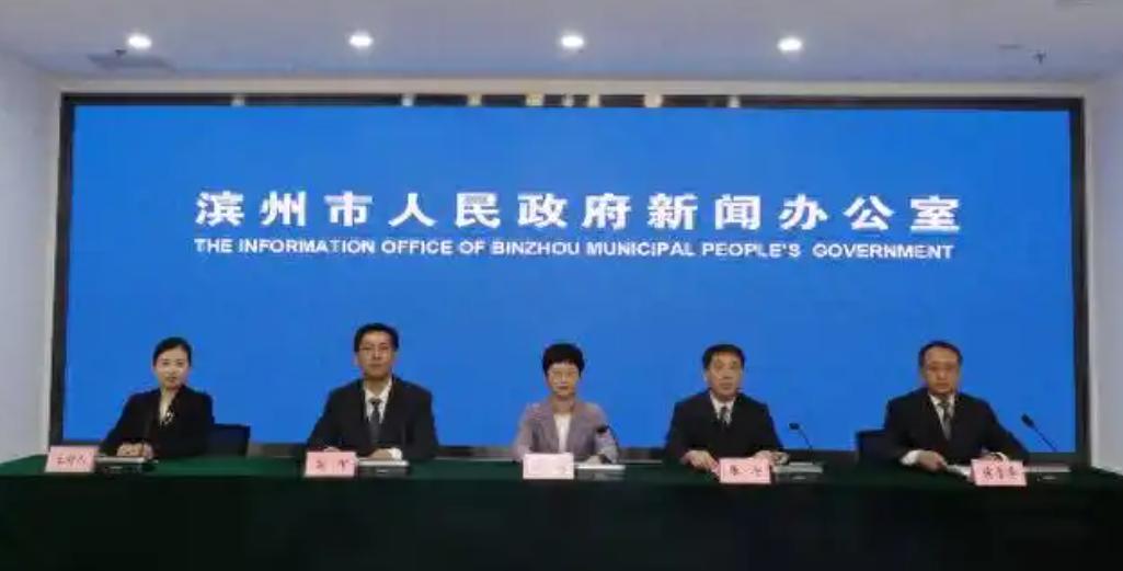 ����������֣���������֯256����ҵ�μӾ������ص�չ��30�ೡ