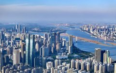 ��ĩ������Ӣ�۳��ϲ���չ���ó���������